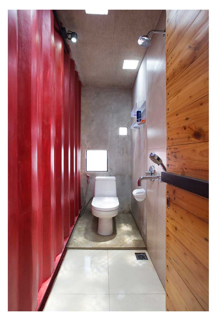 Mẫu nhà đẹp 2 tầng được thiết kế từ container cũ | ND68-007