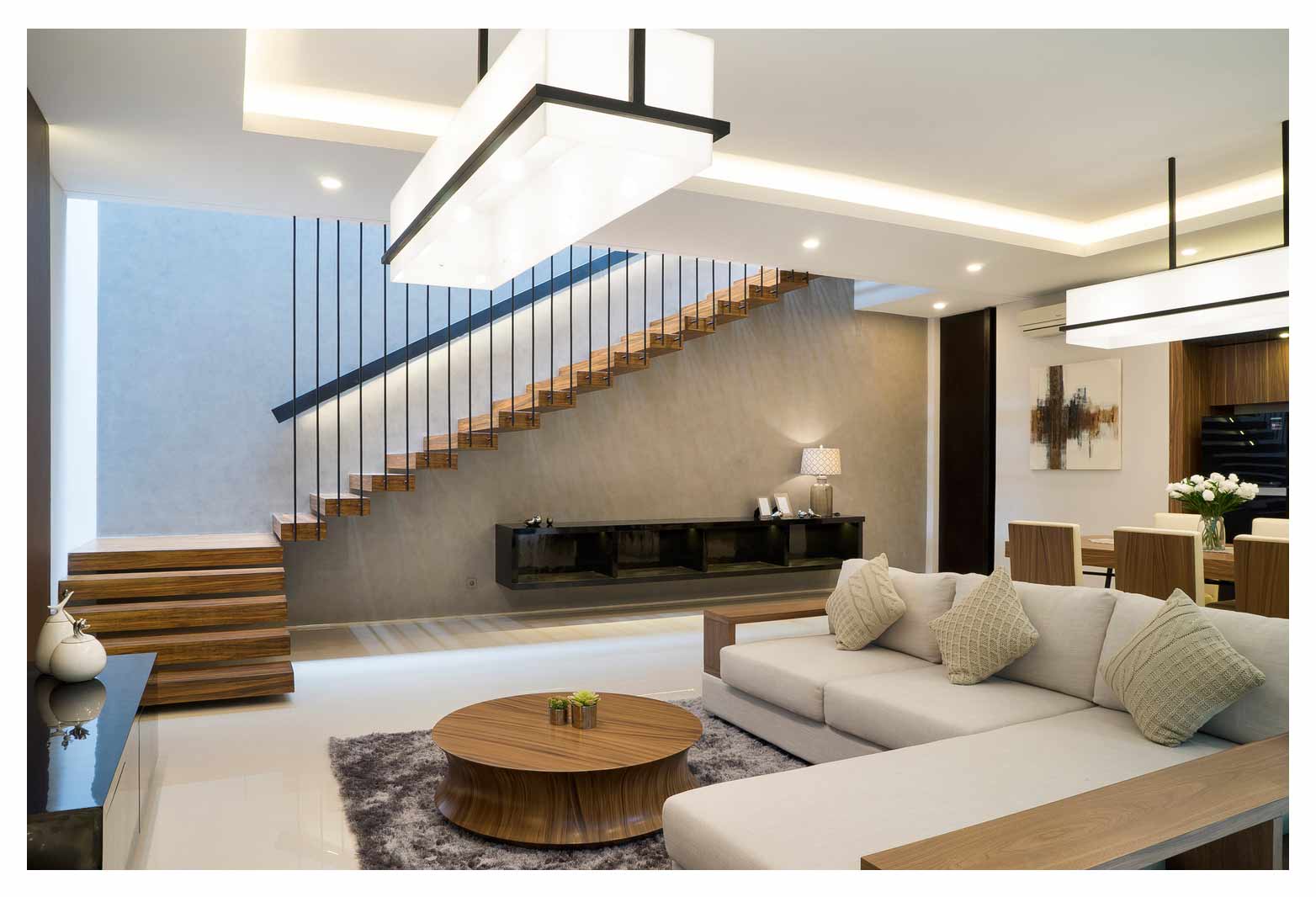 Mẫu nhà đẹp 2 tầng hiện đại với các lam dọc được thiết kế tinh tế | ND68-012